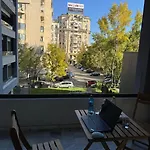 公寓 Chic And Cozy 布加勒斯特