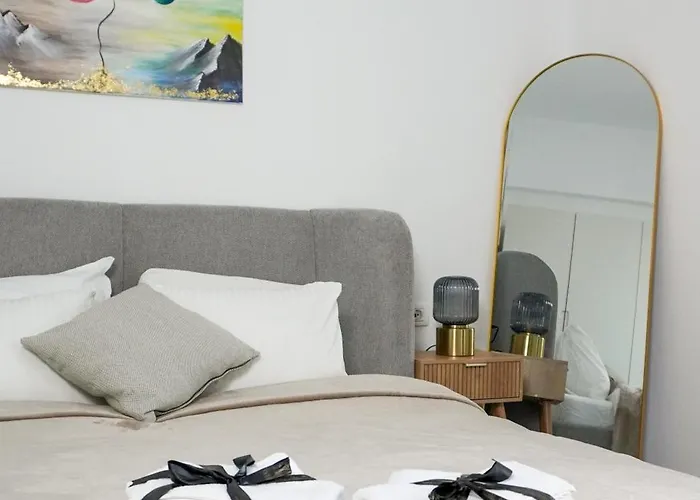 Chic And Cozy *