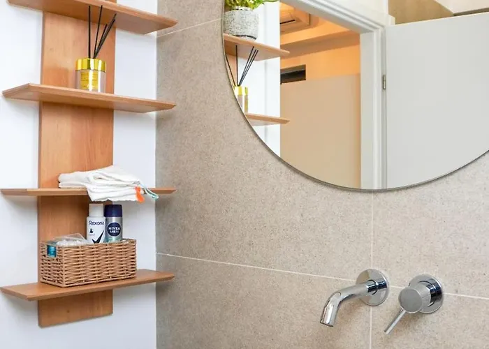 Chic And Cozy Apartment *